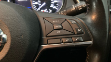 Nissan Qashqai 1.3 DiG-T N-Connecta 5dr Petrol Hatchback